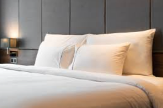 The Ultimate Guide to Hotel Collection Down Pillows: Luxury and Comfort in Your Bedroom